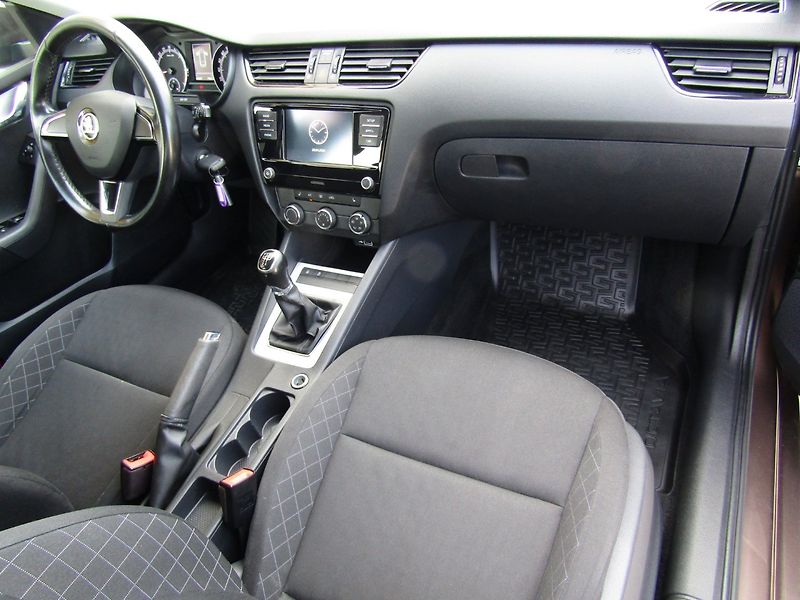 Škoda Octavia (2020) 1.6 TDI 85kW  TOP QUALITY - fotka 14 z 39