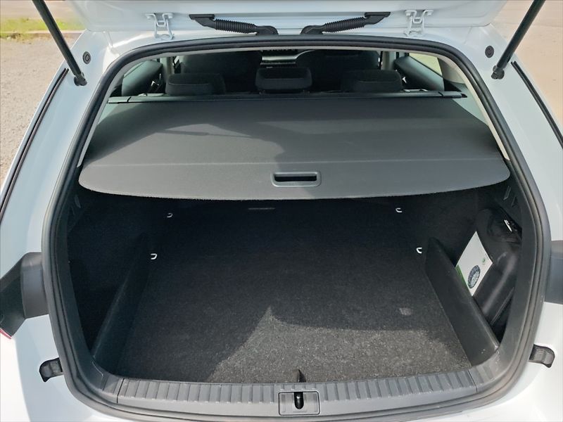 Škoda Octavia 2,0 TDI Ambition - fotka 6 z 11