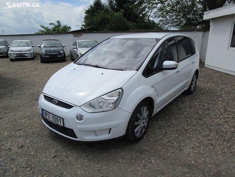 Ford S-MAX (2009) 2,0TDci-103KW-AUTOMAT - fotka 3 z 17