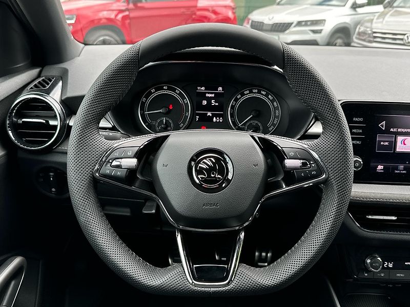 Škoda Fabia Style 1.0 TSI 6MP - fotka 16 z 17