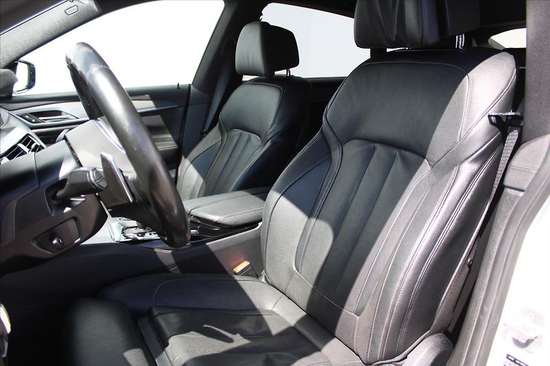 BMW Řada 6 640i xDrive GT 250kW M PAKET - fotka 11 z 36