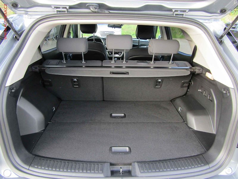 SsangYong Korando (2023) 1.5T-GDi 4x4, 1.maj,ČR, LED - fotka 7 z 24