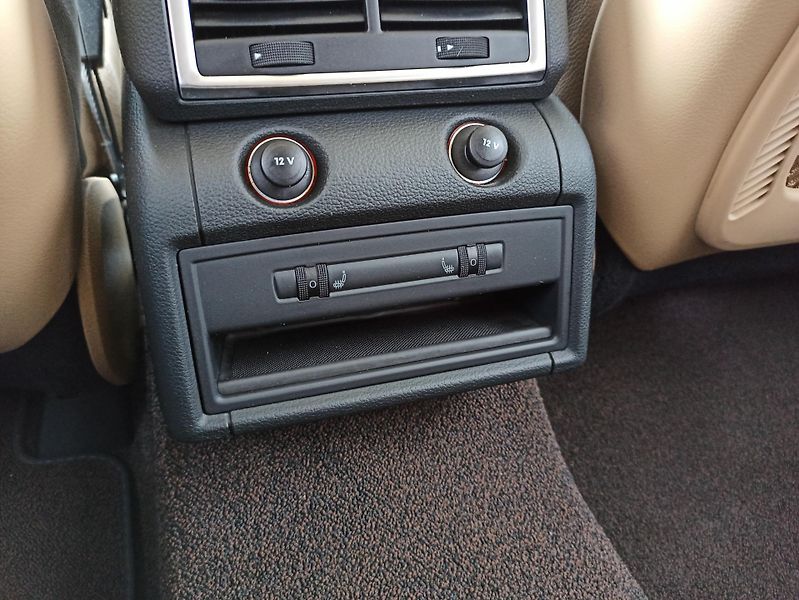 Audi Q7 3.0 TDi QUATTRO ČR SERVIS AUDI - fotka 33 z 44