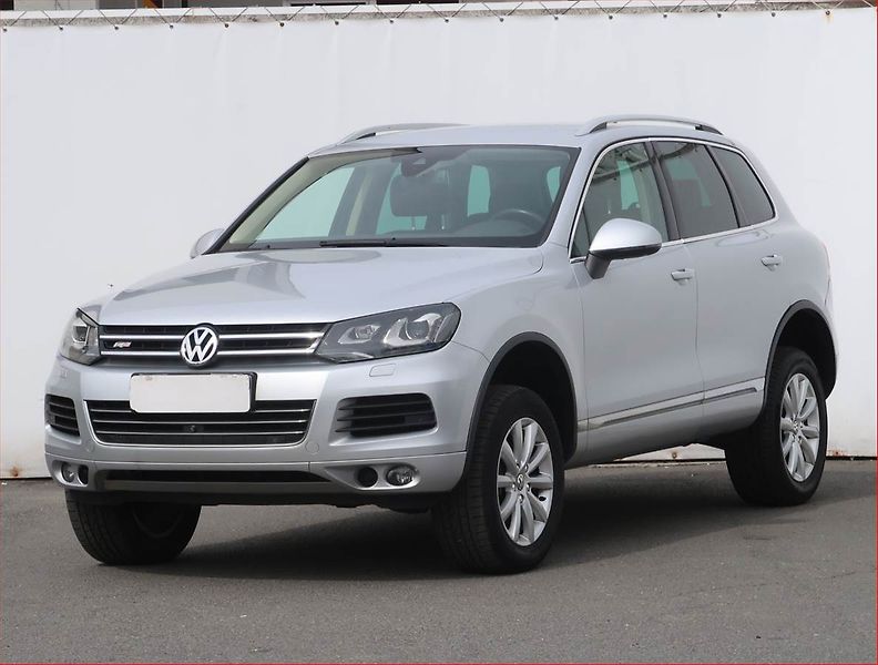 Volkswagen Touareg (2013) 3.0 TDI, 4X4, Automat - fotka 2 z 23