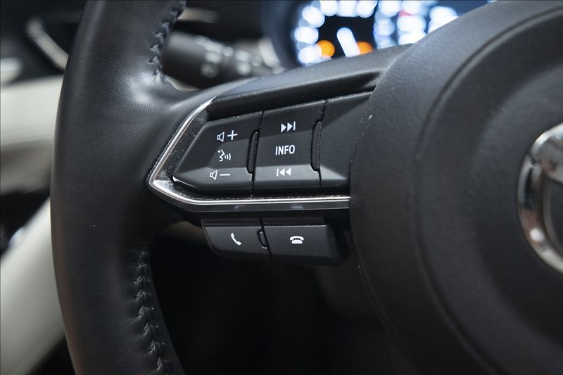 Mazda 6 2,5 SKYACTIV-G AT NAVI KŮŽE ČR - fotka 23 z 44