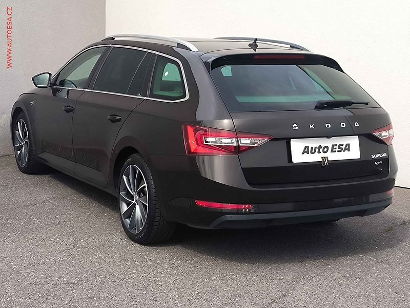 Škoda Superb (2019) 2.0 TDi 4x4, 2.maj,ČR, L&K - fotka 6 z 34