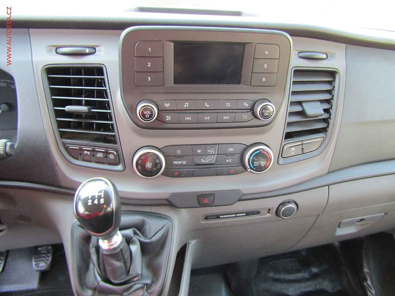 Ford Transit Custom (2021) 2.0 TDCi 5míst, TREND - fotka 13 z 18