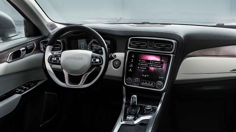 Lynk&Co 01.