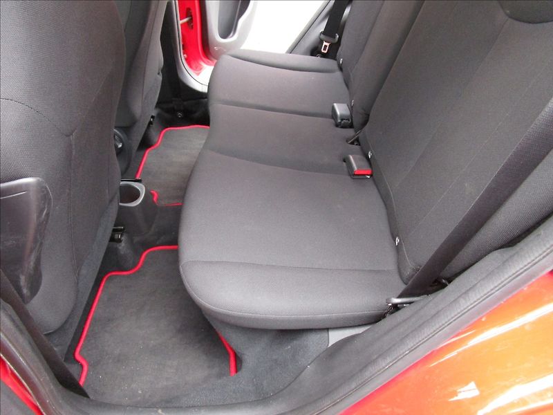 Toyota Aygo 1.0VVT-i, aut. KLIMA - fotka 26 z 37