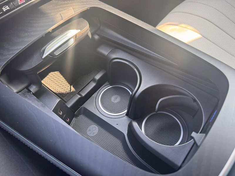Mercedes-Benz Třídy E (2026) E 450 d 4MATIC kombi - fotka 13 z 21