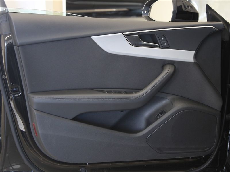 Audi A5 2,0 40TDi S-Line 55tkm. ČR - fotka 17 z 27