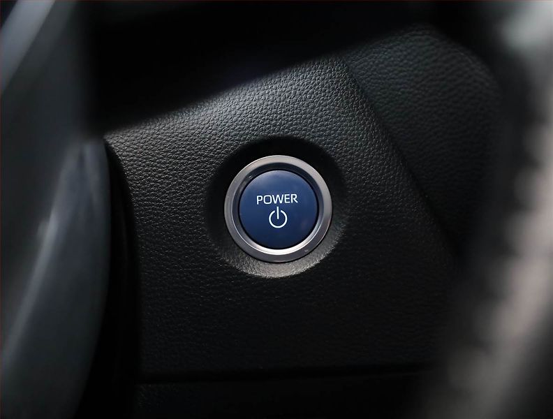 Toyota Corolla (2022) 1.8 Hybrid - fotka 16 z 21