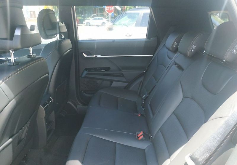 SsangYong Torres EVX Premium AT,152kW, SKLADEM - fotka 10 z 24