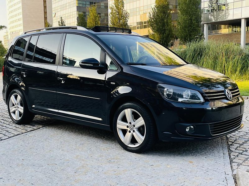 Volkswagen Touran 2.0TD MAN 7MÍST SERVISKA TAŽNÉ - fotka 9 z 48