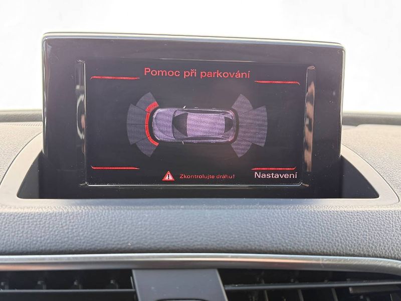 Audi Q3 (2012) 2.0 TFSI 125 kW S-line 4x4 - fotka 13 z 23