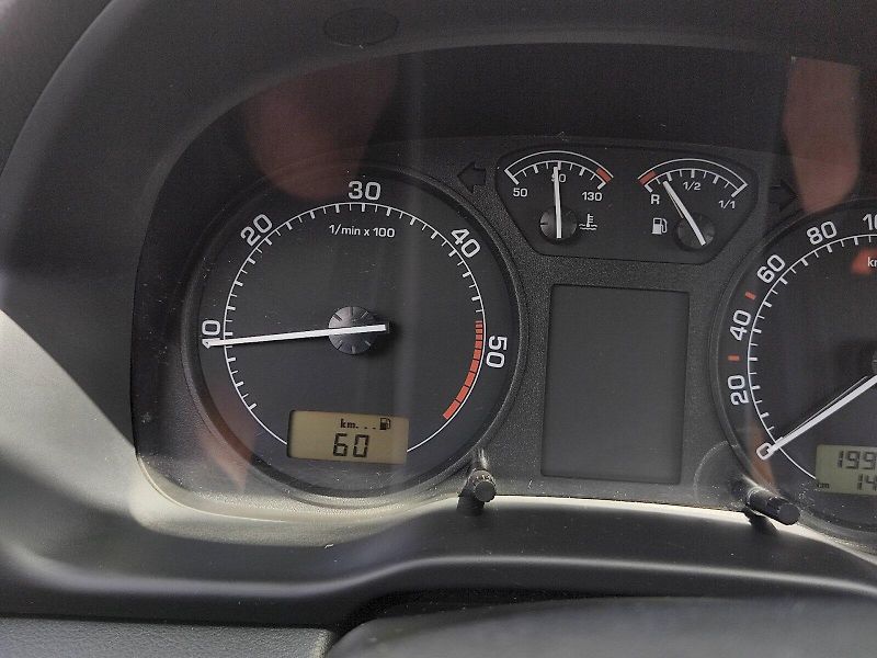 Škoda Octavia (2007) Combi Tour 1,9 Tdi 74Kw - fotka 9 z 27