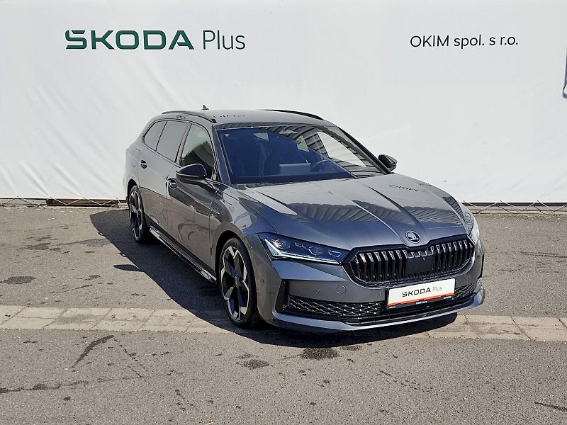 Škoda Superb (2025) Combi SportLine 2,0 Tdi 142 Kw - fotka 39 z 45