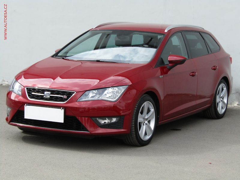 Seat Leon (2014) 2.0 TDi, ST, alcantara - fotka 3 z 3