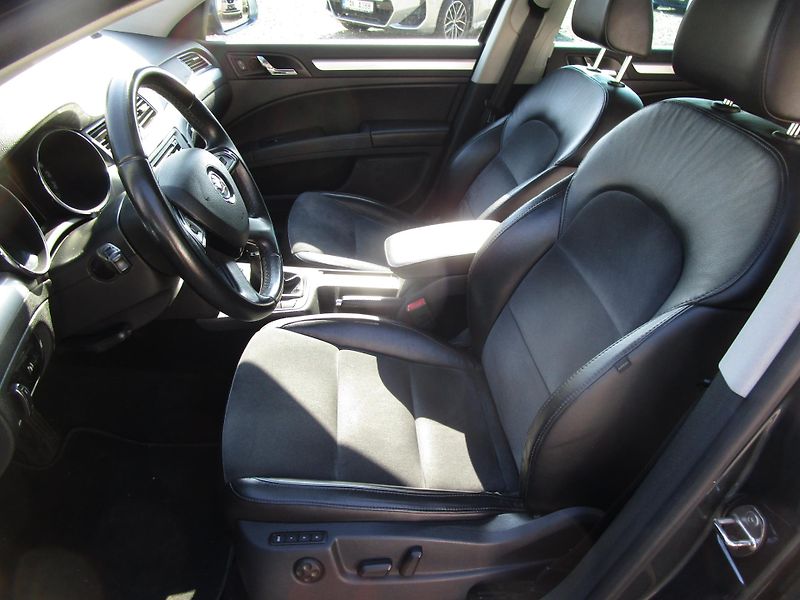 Škoda Superb 1,6TDI-77KW-NOVÝ OLEJ - fotka 8 z 20