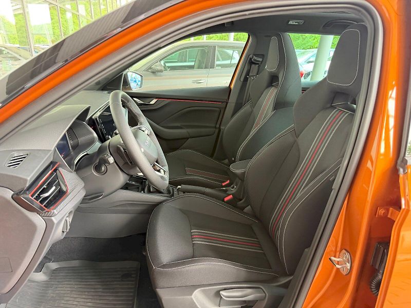 Škoda Kamiq (2025) Monte Carlo 1.0 TSI / 85 kW DS - fotka 6 z 27