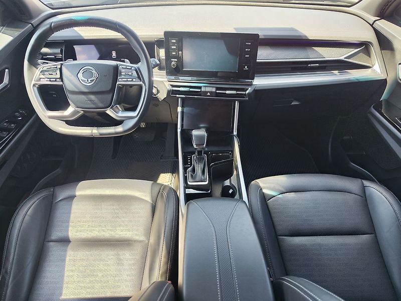 SsangYong Torres 1.5 T-GDi/120kW Premium AT - fotka 17 z 36