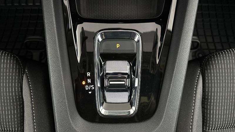 Škoda Octavia 1.4 TSI iV DSG Ambition - fotka 22 z 27