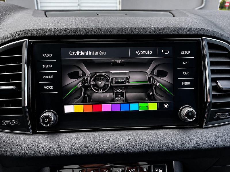 Škoda Karoq (2020) 1.5 TSI 110 kW DSG STYLE - fotka 21 z 41