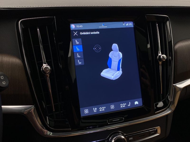 Volvo V90 CC B5 AWD ULTIMATE AUT  - fotka 64 z 66