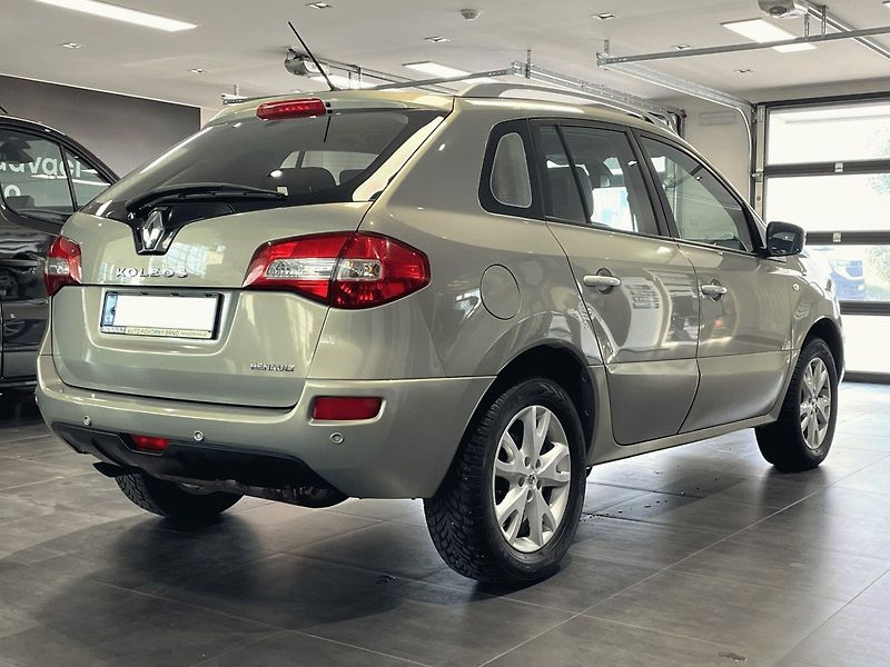 Renault Koleos (2008) Dynamique 2,0dCi 150k 4x4 - fotka 4 z 23