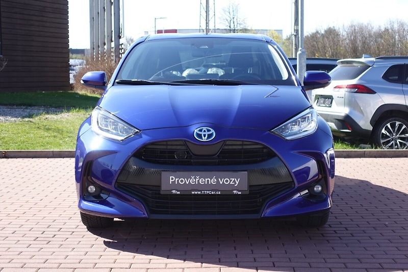 Toyota Yaris ZLEVNĚNO 1,5 HSD Comfort Style - fotka 2 z 28