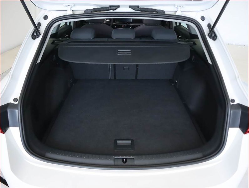 Seat Leon (2022) Stylance 2.0 TDI, Automat - fotka 13 z 22