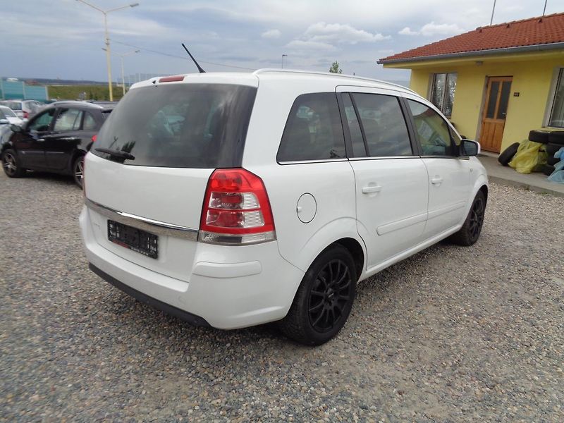 Opel Zafira 1,7 CDTI - fotka 6 z 16
