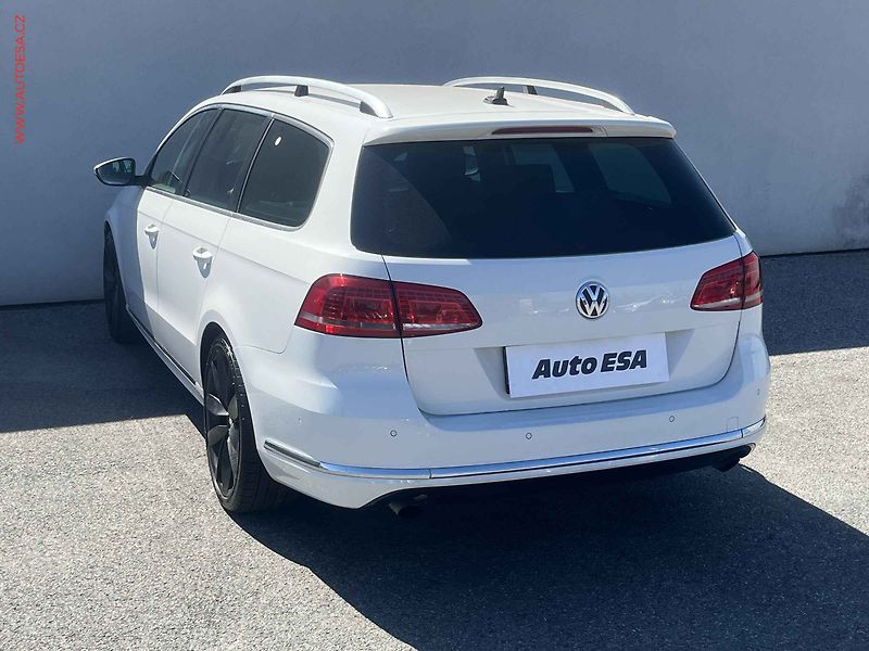 Volkswagen Passat (2013) 2.0TDi 4x4, DSG, bixen, AC - fotka 6 z 11