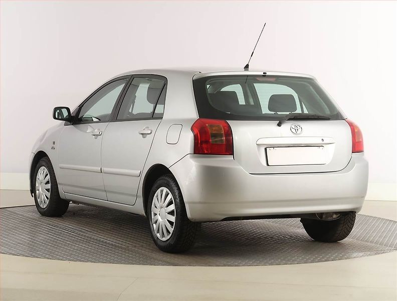Toyota Corolla (2004) 2.0 D-4D, po STK, Klima - fotka 4 z 16