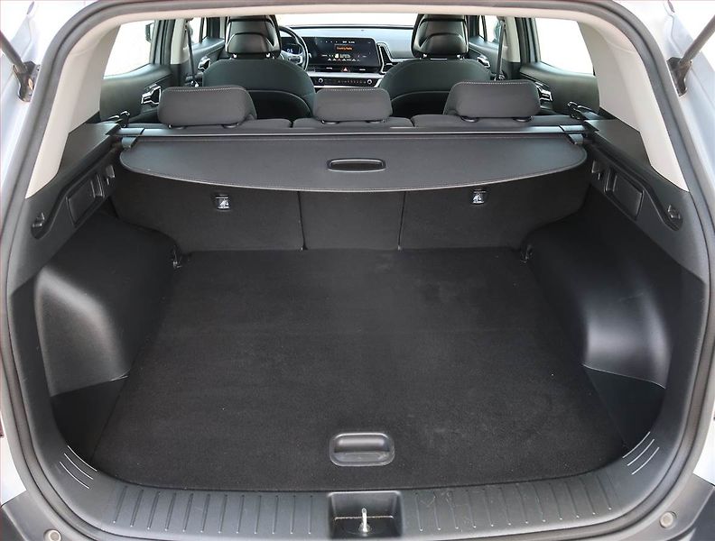 Kia Sportage (2022) Exclusive 1.6 T-GDI - fotka 14 z 19