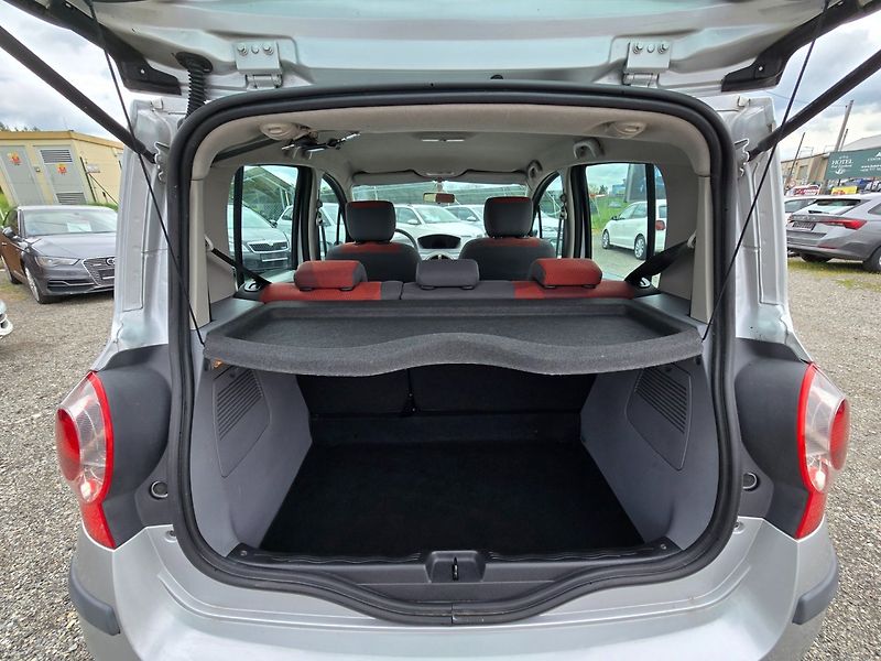 Renault Modus (2007) 1.2 55KW klima 2 - fotka 17 z 23