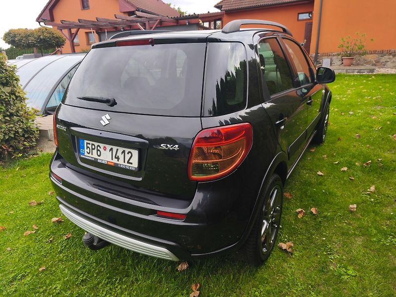 Suzuki SX4 (2007) 1.9DDis 88kw, r.v.2007 - fotka 3 z 7