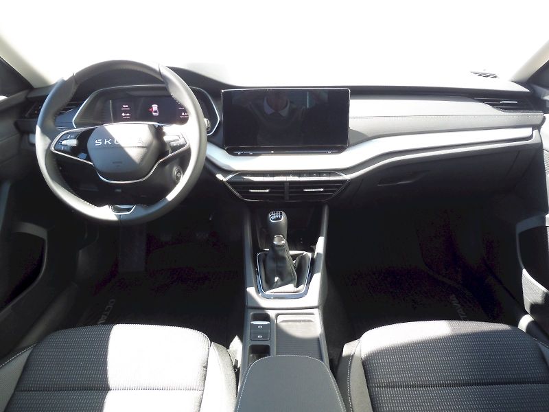 Škoda Octavia (2026) Selection 1,5 TSI 85kW - fotka 5 z 28