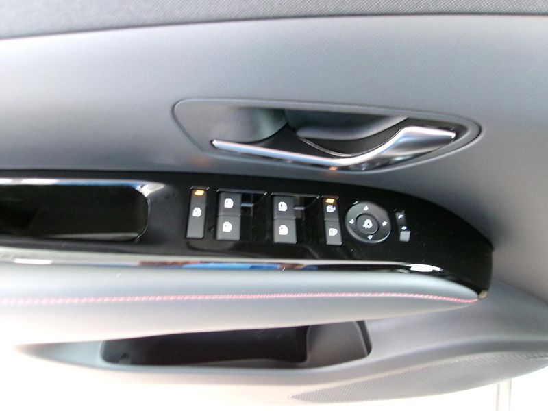 Hyundai Tucson (2026) 1,6TGDI 4WD GO CZ NLINE! AT - fotka 12 z 22