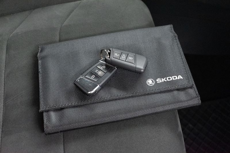 Škoda Kodiaq 2.0 TDI STYLE+*TAŽNÉ*DPH*ČR 1M - fotka 39 z 48