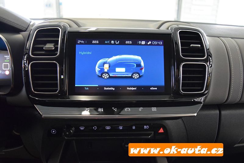 Citroën C5 Aircross HYBRID 225 ě-EAT8 165 kW-DPH - fotka 45 z 68