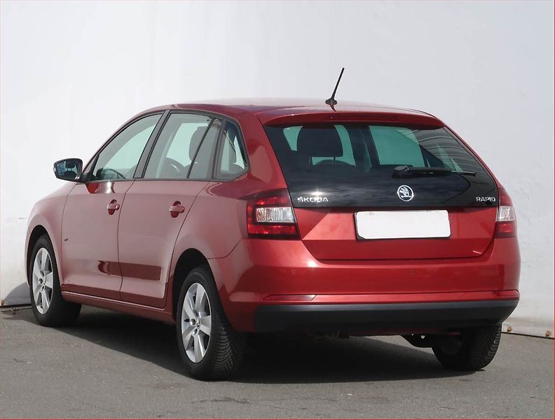 Škoda Rapid (2016) Spaceback 1.4 TDI - fotka 4 z 18