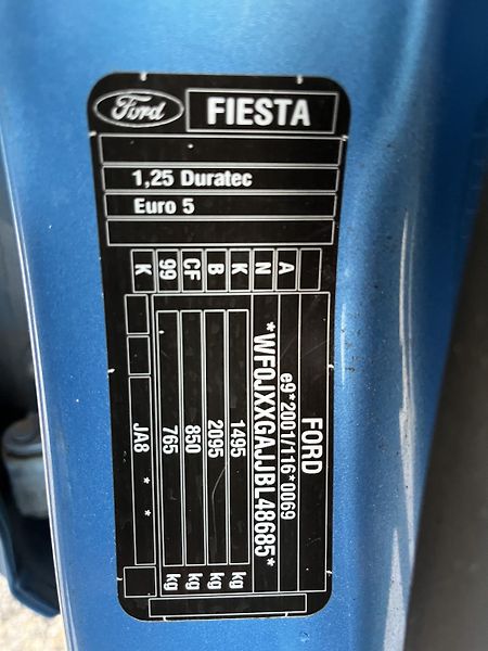 Ford Fiesta (2011) PĚKNÝ STAV i CENA - fotka 26 z 26