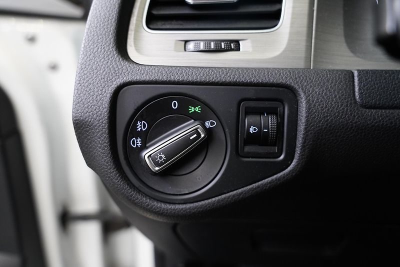 Volkswagen Golf - fotka 13 z 24