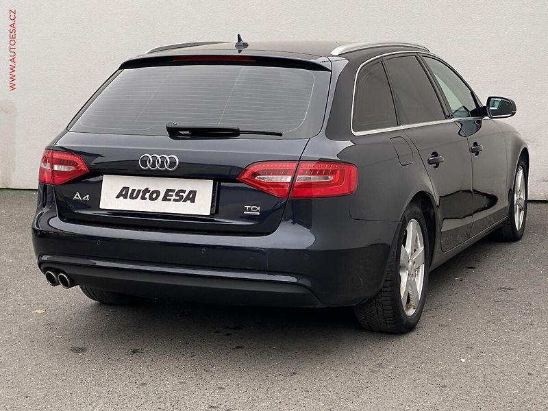 Audi A4 (2014) 2.0TDi Quattro, AT, bixen - fotka 4 z 18