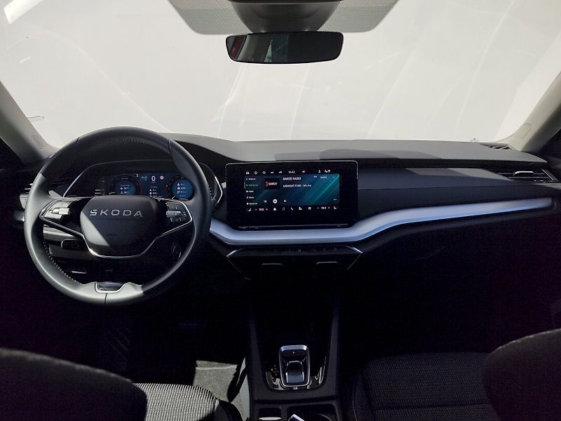Škoda Octavia (2025) Combi Top Selection 1,5 Tsi 85 - fotka 5 z 35