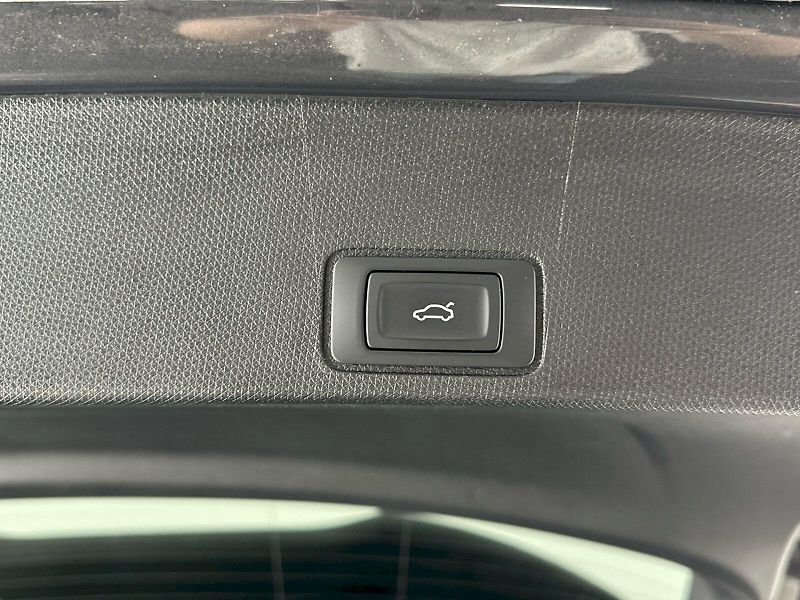 Cupra Terramar (2025) VZ 2.0 TSI 195kW 4x4 DSG - fotka 35 z 37