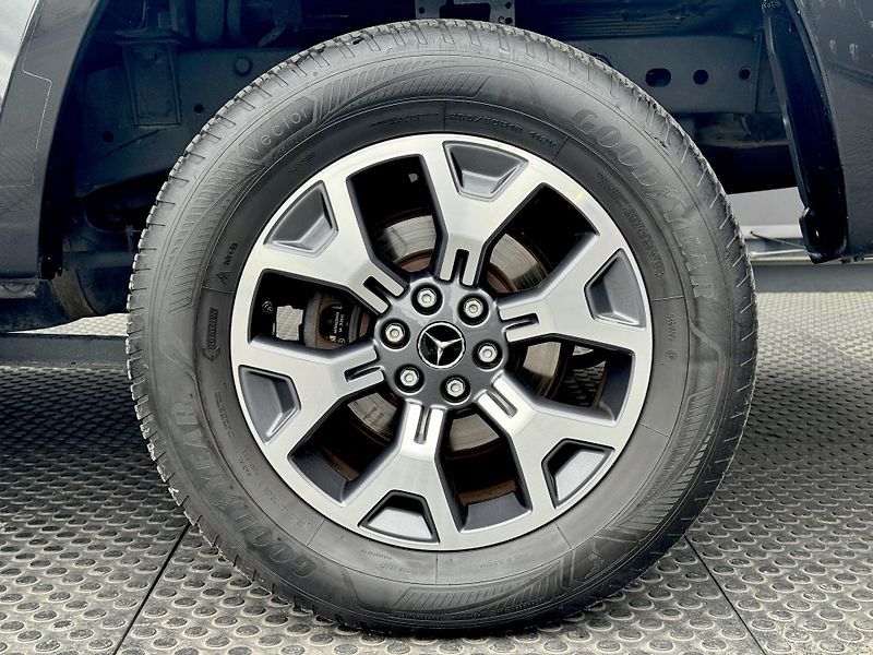 Mercedes-Benz Třídy X (2020) 350d 190kW, 4Matic, RZV - fotka 36 z 39