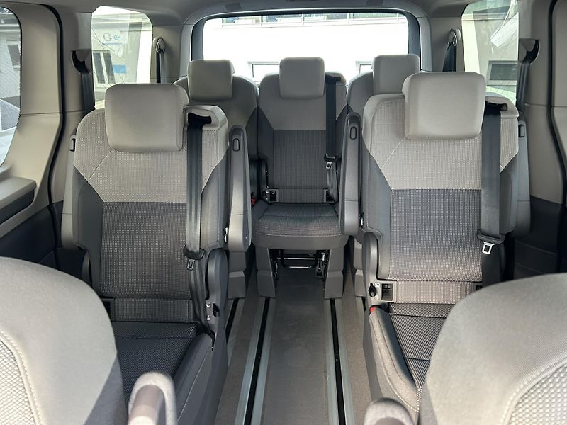 Volkswagen Multivan Long Life 2.0TDI 110kW DSG - fotka 25 z 25