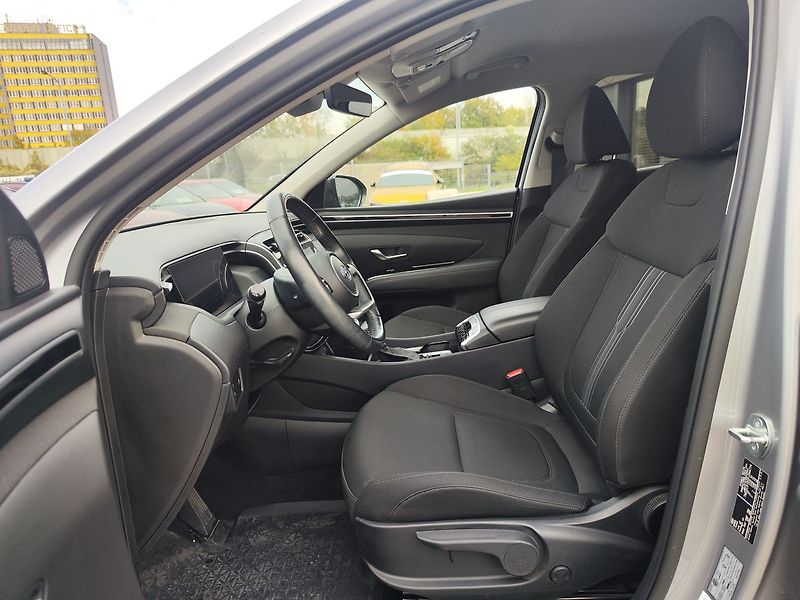 Hyundai Tucson 1.6 T-GDI/110kW Smart DCT - fotka 13 z 31